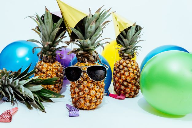 Pineapples and party accessories 