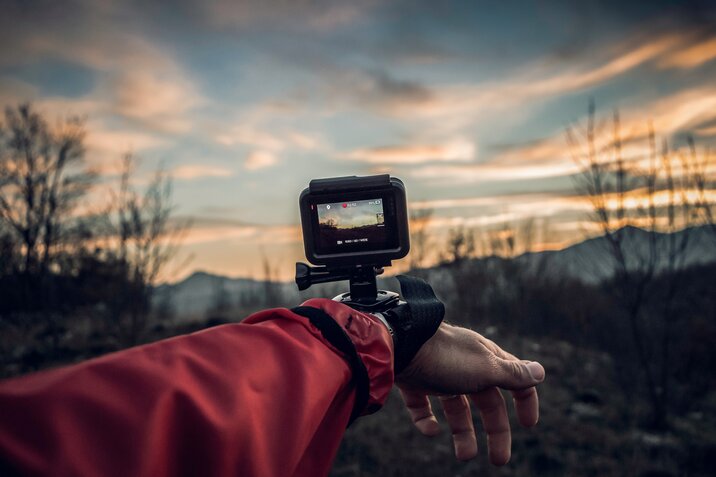 action camera accessory for hand