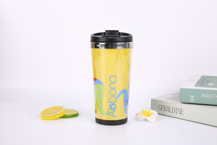 Yellow thermal cup for hot or cold drinks